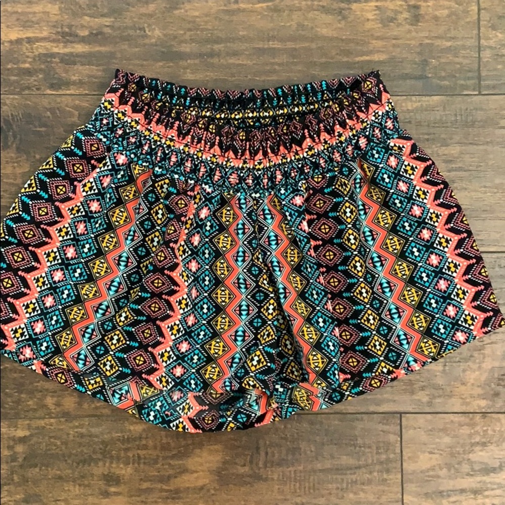 Simply ruby shorts size medium